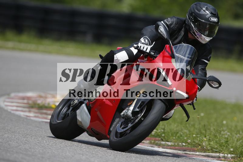 /Archiv-2024/29 12.06.2024 MOTO.CH Track Day ADR/Gruppe blau/Team